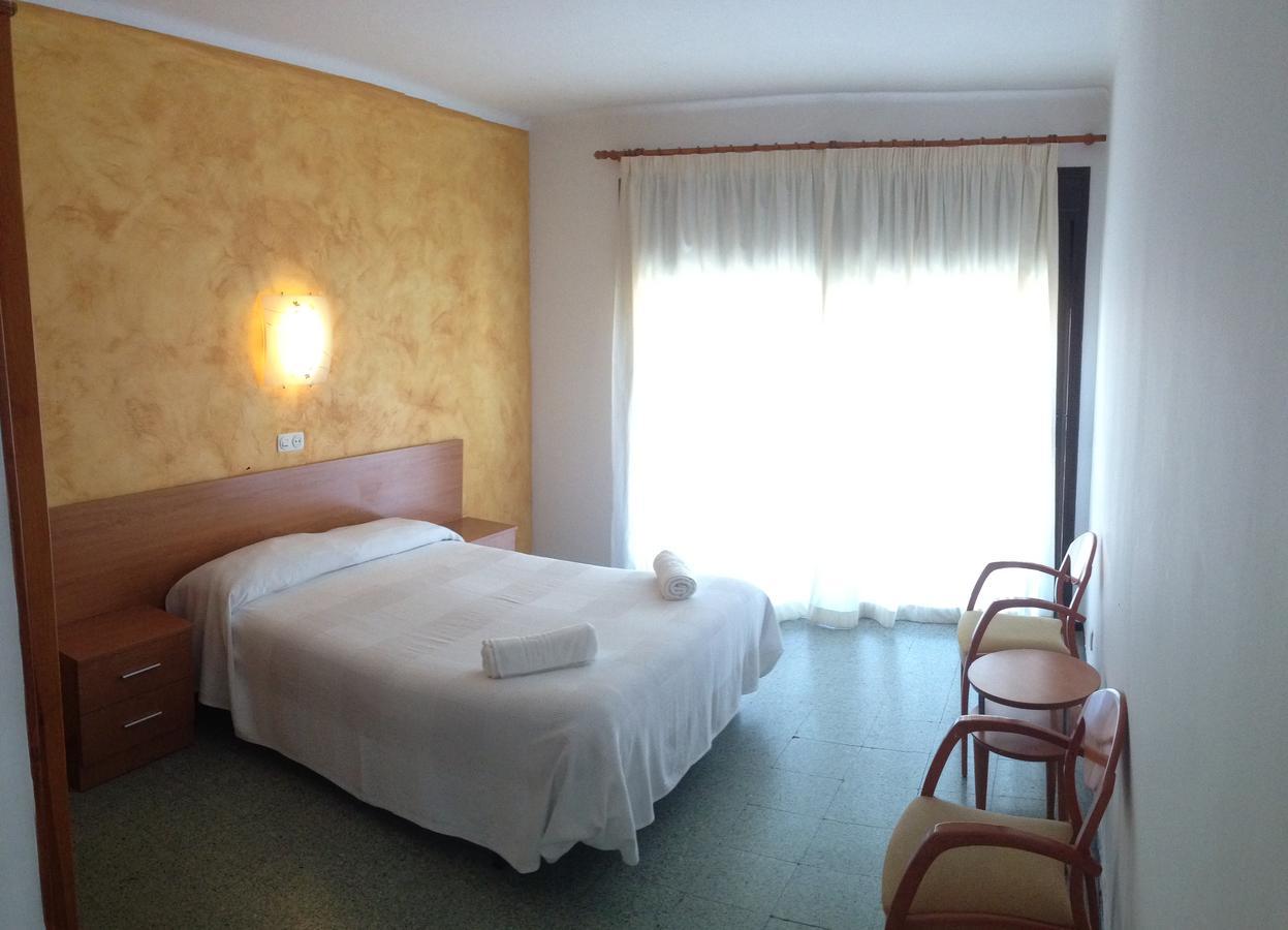 Hostal La Marina Castell-Castell-Platja d'Aro Buitenkant foto